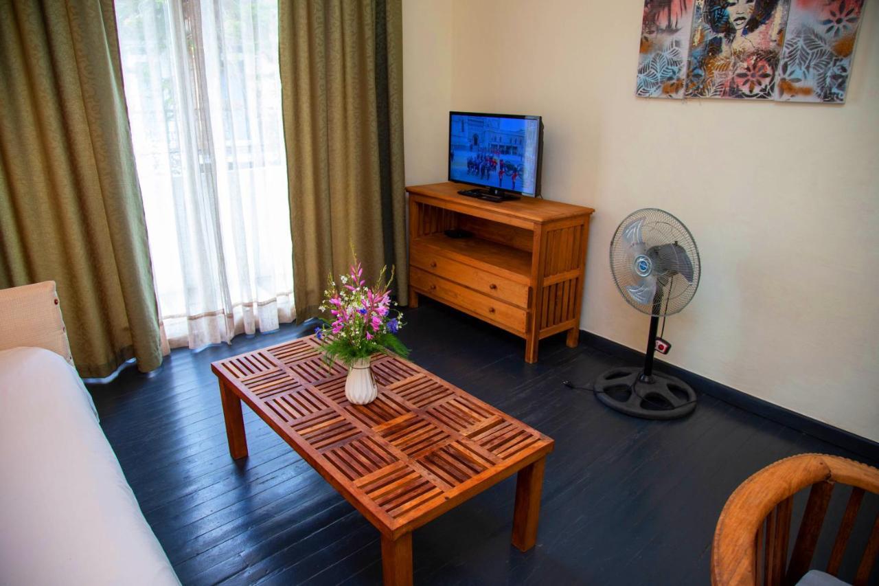Hotel La Villette Antananarivo Kültér fotó