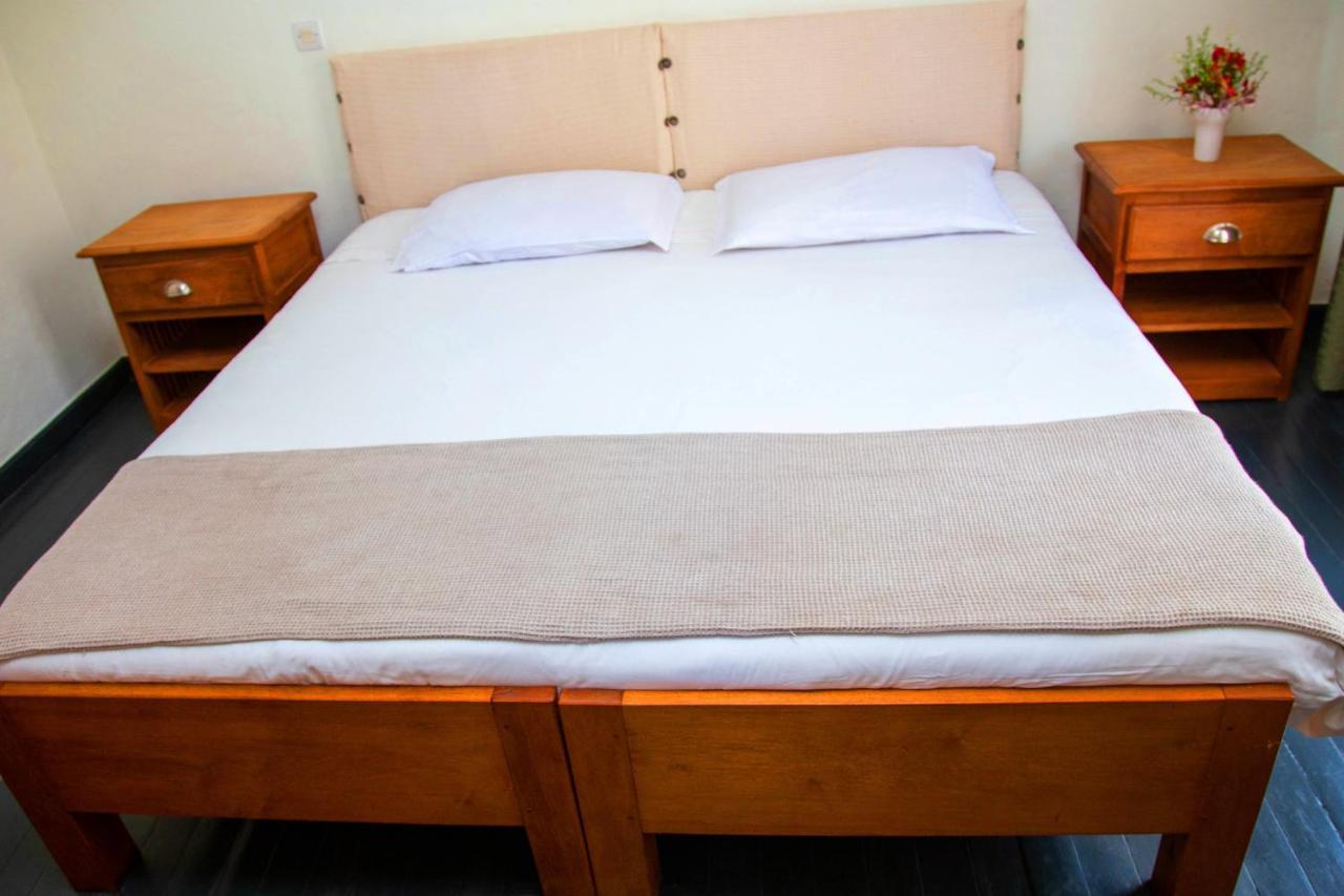 Hotel La Villette Antananarivo Kültér fotó