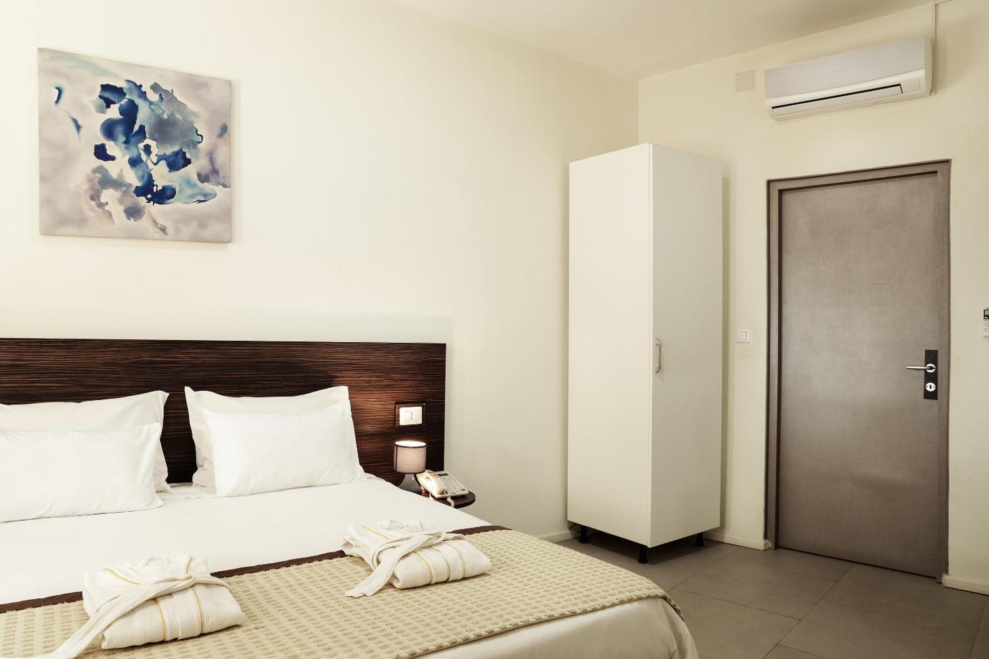Hotel La Villette Antananarivo Kültér fotó